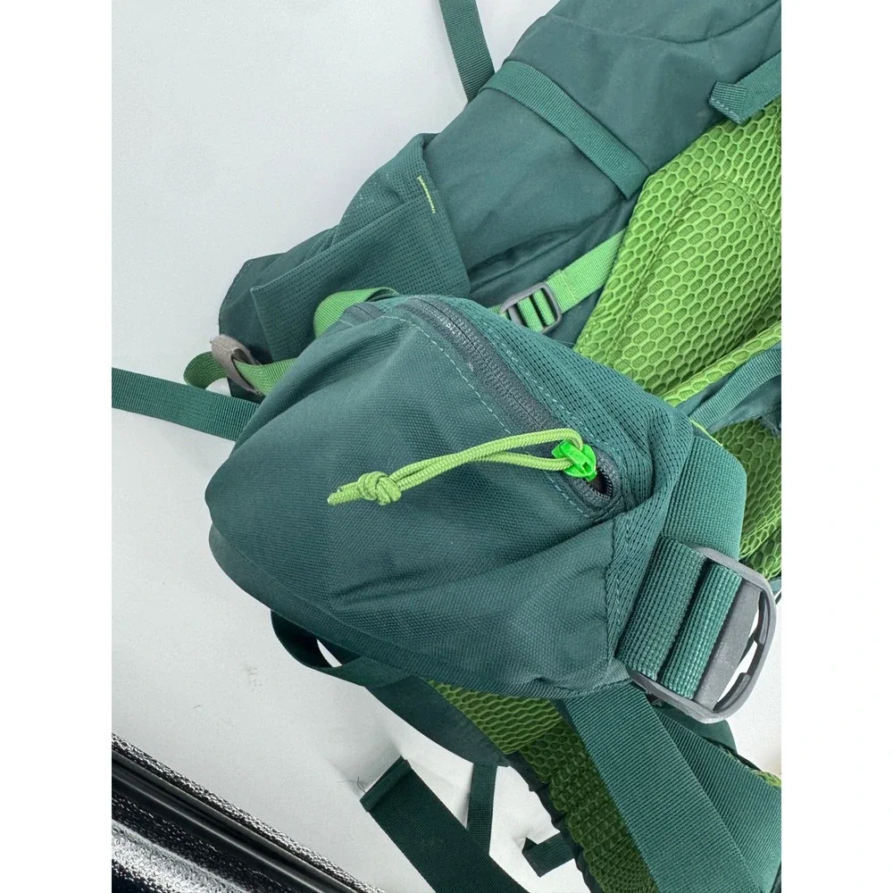 Kelty Coyote 80 Liter Hiking Bag Backpack Rucksack green.Internal Frame Outdoor